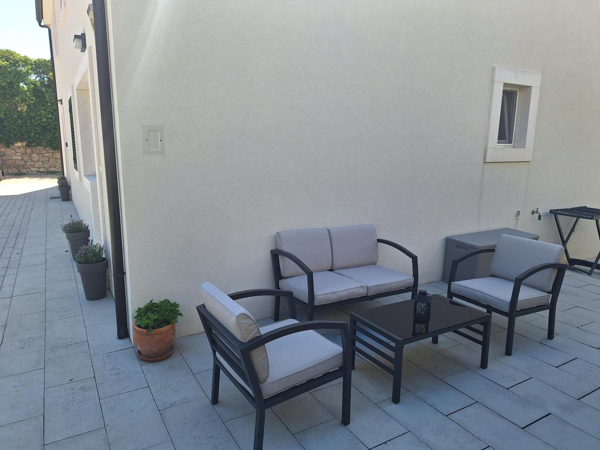 Apartament Mimi *